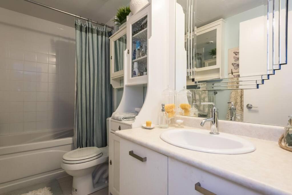 Stunning Condo With Fantastic View Of The City! 多伦多 外观 照片