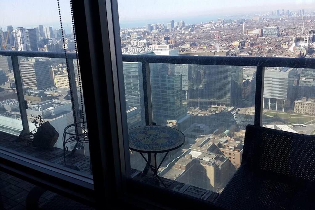 Stunning Condo With Fantastic View Of The City! 多伦多 外观 照片