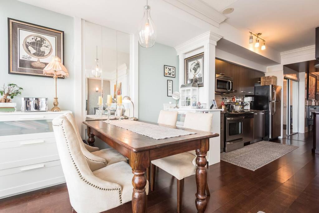Stunning Condo With Fantastic View Of The City! 多伦多 外观 照片
